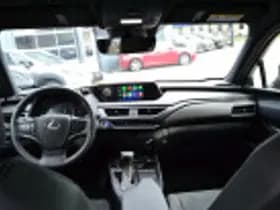 Lexus UX thumbnail 69