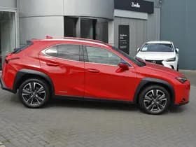 Lexus UX thumbnail 77