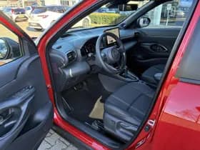 Toyota Yaris Cross thumbnail 17