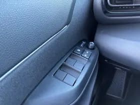 Toyota Yaris Cross thumbnail 25