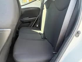 Toyota Aygo thumbnail 16