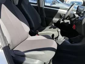 Toyota Aygo thumbnail 17