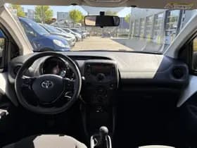 Toyota Aygo thumbnail 30