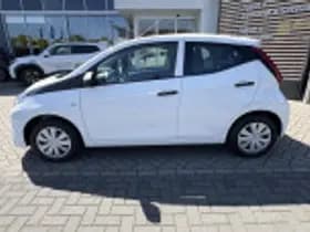 Toyota Aygo thumbnail 35