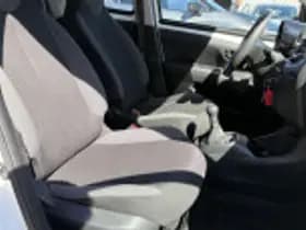 Toyota Aygo thumbnail 42