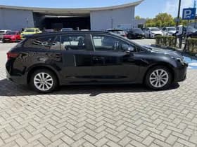 Toyota Corolla thumbnail 2