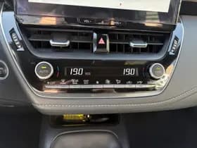 Toyota Corolla thumbnail 23