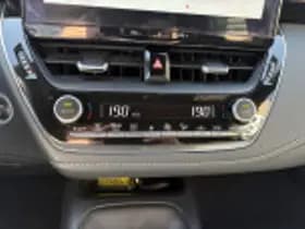 Toyota Corolla thumbnail 50