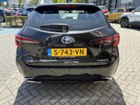 Toyota Corolla thumbnail 6
