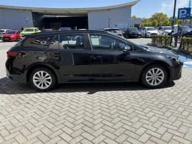 Toyota Corolla thumbnail 8