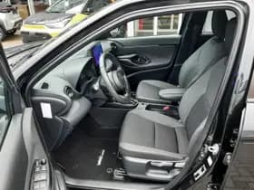 Toyota Yaris Cross thumbnail 15