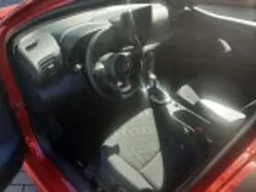 Toyota Yaris thumbnail 44