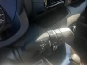 Toyota Yaris thumbnail 45