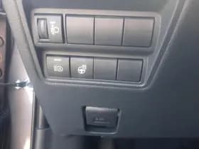 Toyota Yaris thumbnail 16