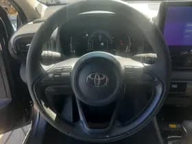Toyota Yaris thumbnail 20