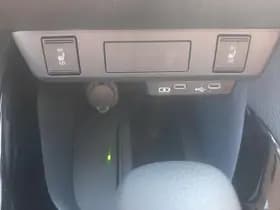 Toyota Yaris thumbnail 31