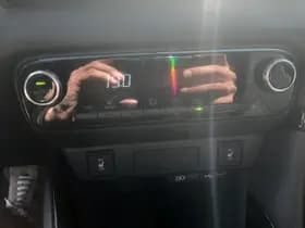 Toyota Yaris thumbnail 35