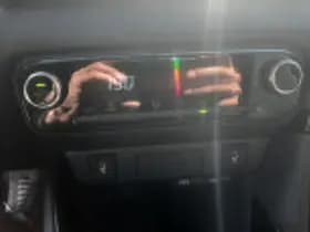 Toyota Yaris thumbnail 68
