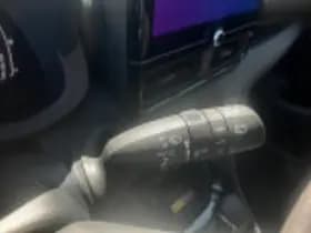 Toyota Yaris thumbnail 69