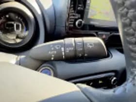 Toyota Yaris thumbnail 66
