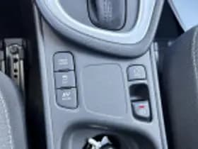 Toyota Yaris thumbnail 68