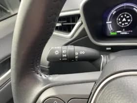Toyota Corolla thumbnail 34