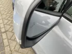 Toyota Corolla thumbnail 48