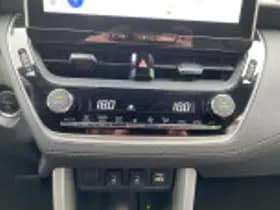 Toyota Corolla thumbnail 60