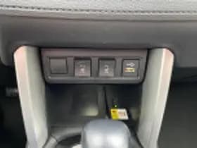 Toyota Corolla thumbnail 61