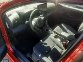 Toyota Yaris thumbnail 28