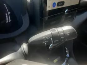 Toyota Yaris thumbnail 36