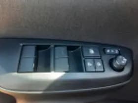 Toyota Yaris thumbnail 62