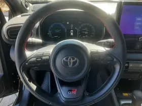 Toyota Yaris thumbnail 21