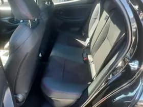 Toyota Yaris thumbnail 38