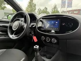 Toyota Aygo X thumbnail 2
