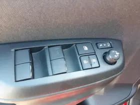 Toyota Yaris thumbnail 20
