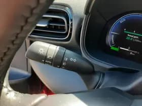 Toyota Yaris thumbnail 25