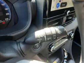 Toyota Yaris thumbnail 26