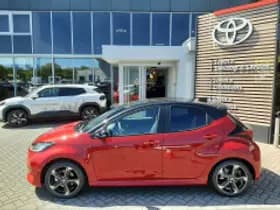 Toyota Yaris thumbnail 5