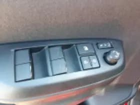 Toyota Yaris thumbnail 53