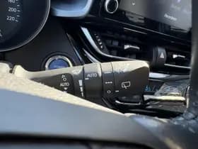 Toyota C hr thumbnail 30