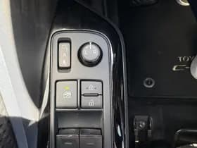 Toyota C hr thumbnail 32