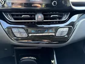 Toyota C hr thumbnail 33