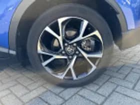 Toyota C hr thumbnail 48
