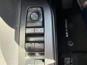 Toyota C hr thumbnail 35