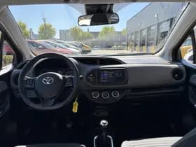 Toyota Yaris thumbnail 32