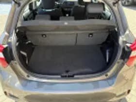 Toyota Yaris thumbnail 40