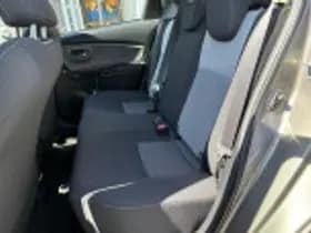 Toyota Yaris thumbnail 44