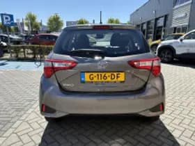 Toyota Yaris thumbnail 6