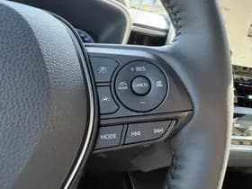 Toyota Corolla thumbnail 33